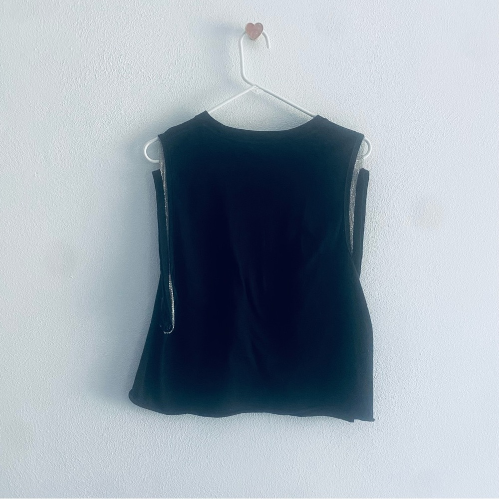Trendy & Tipsy black The Beatles chain tank top - Picture 8 of 11